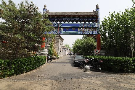 雨儿胡同 - 位于北京市东城区，与南锣鼓巷相邻