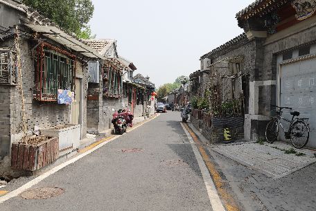 北官房胡同 - 位于北京市西城区东北部，什刹海后海的南侧