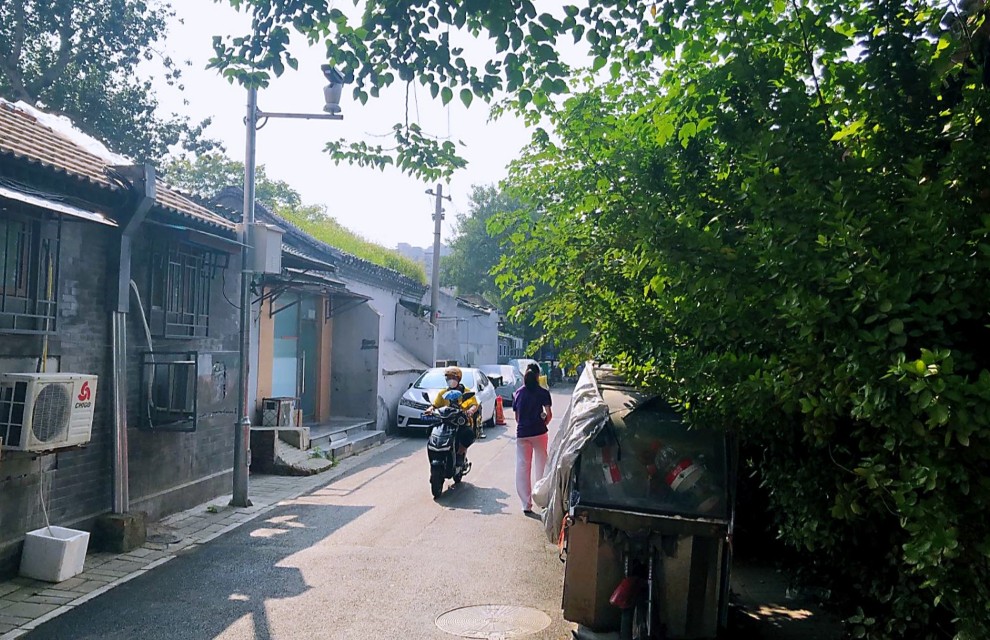 西城白塔寺1间东房