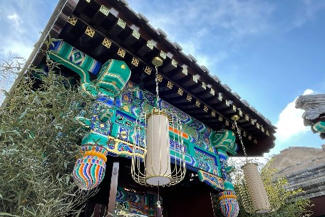 匠心独运：四合院垂花门的艺术之美与实用智慧